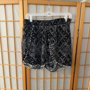 Divided Black & White High Waisted Pom Pom Shorts bandana geometric size 12